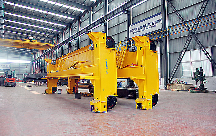 Double girder gantry crane delivery to Pakistan